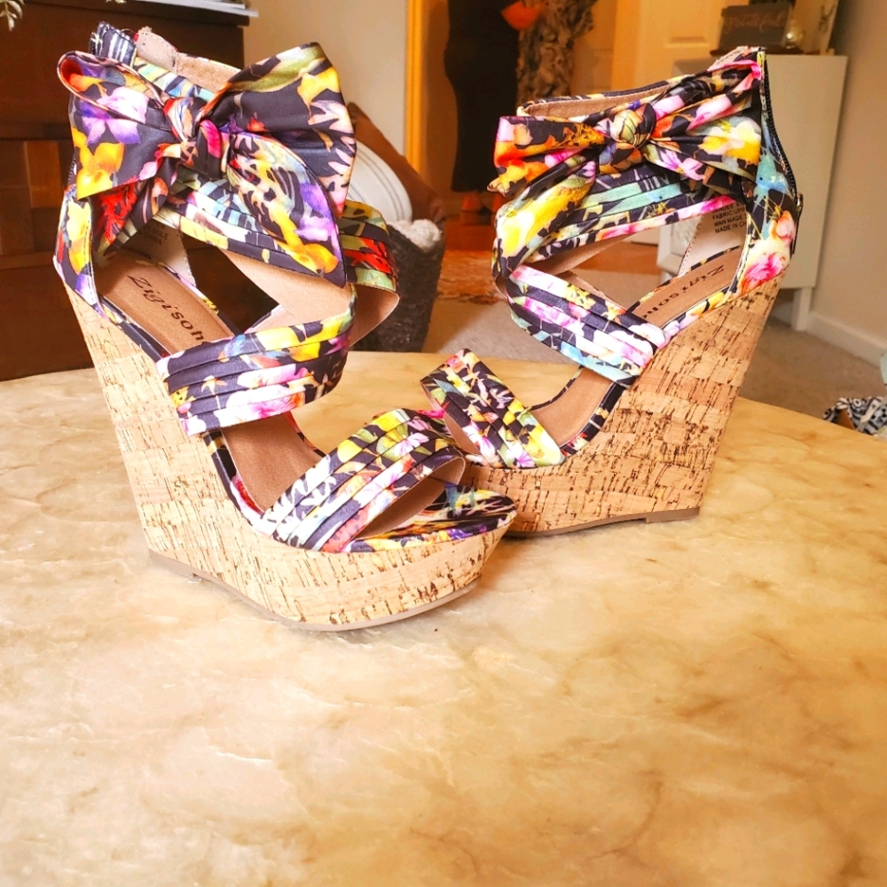Wedge stappy sandals